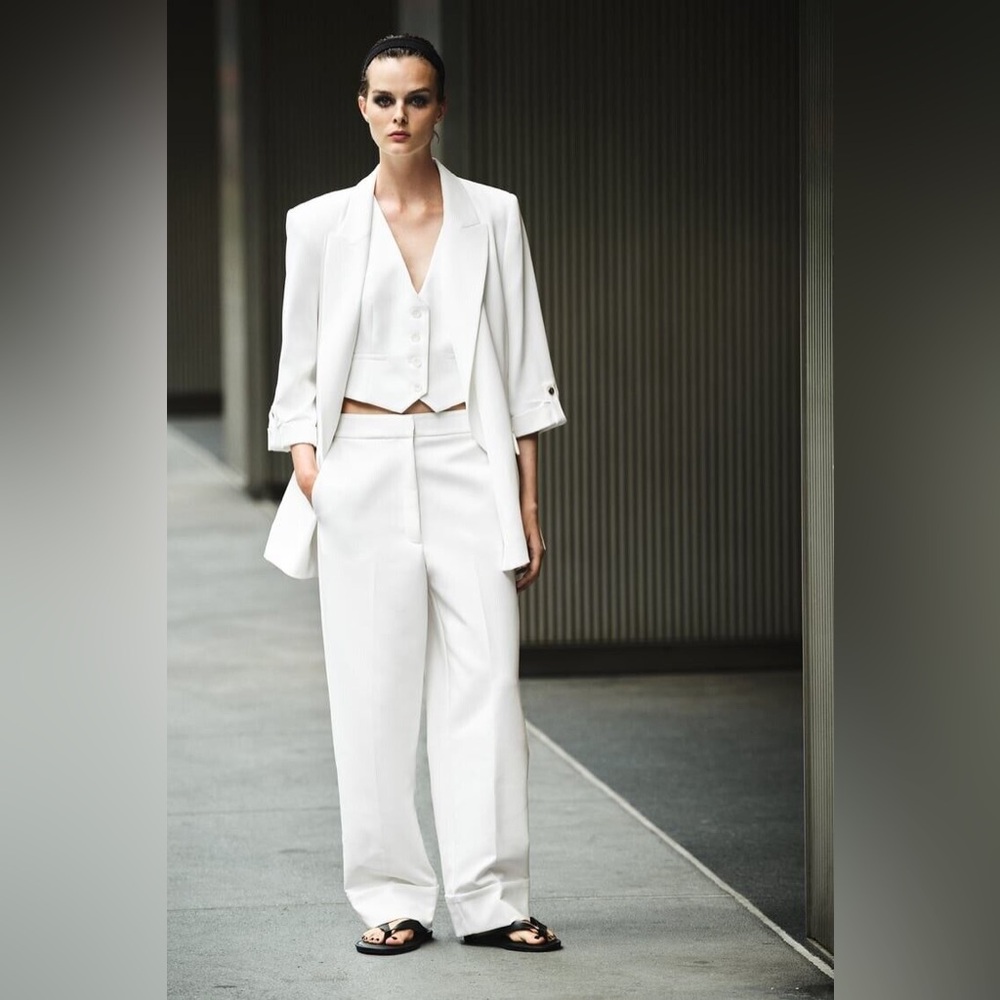 zara rolled up blazer blogger fav